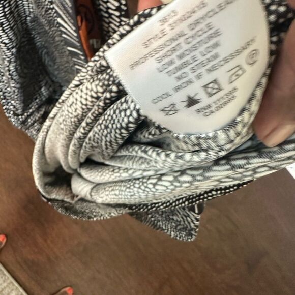 Tory Burch Silk B&W Patterned Midi Dress M - Picture 9 of 10